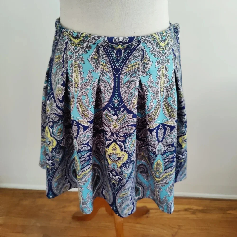 Paisley Print Skirt / Blue & Yellow / Size 10 • New w/o Tags